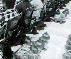 いかに美味しいホールにありつけるかが勝負となる